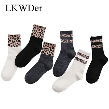 LKWDer 5 Pairs Leopar kadın Çorap Ekleme komik çoraplar Kawaii Moda Sıcak Tutmak Pamuk Rahat Yumuşak Benek Leopar Pamuk