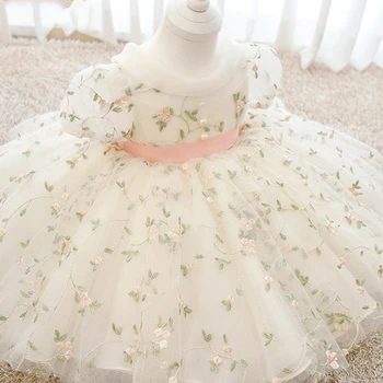 Toddler Bebek Kız Elbise Çiçek Elbiseler Vaftiz Kız Elbise Dantel Nakış İlk Doğum Günü Partisi Prenses Dantel Tutu Elbise