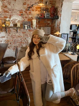 Lautaro Kış Uzun Kalınlaşmış Sıcak Kabarık Beyaz Faux Kürk Ceket Kadınlar Cepler Gevşek Rahat Lüks Kore Moda 2022 Yeni Varış